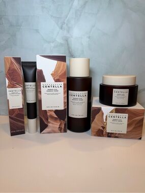 SKIN1004 Madagascar Centella Probio-Cica Skincare Set